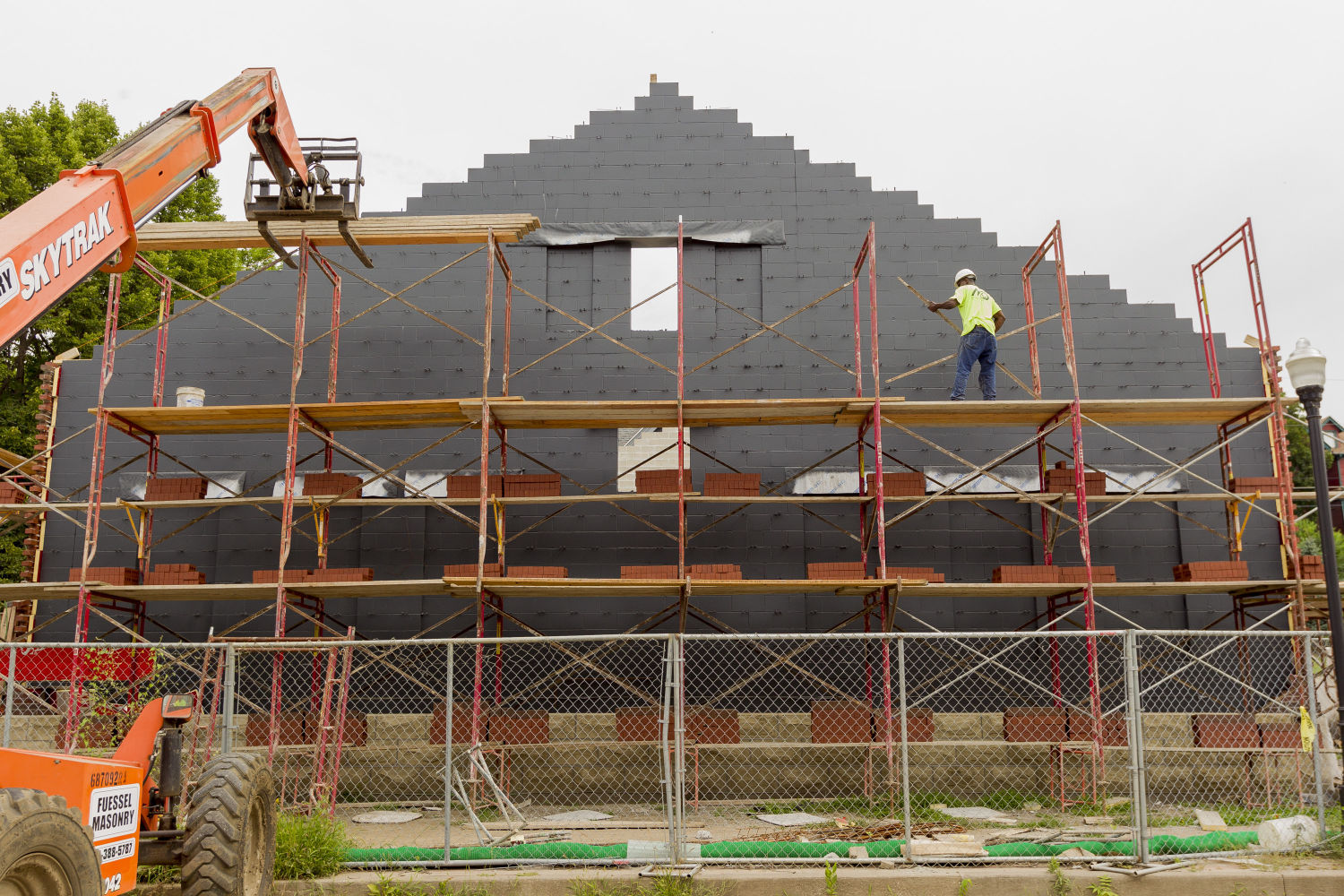 072415-construction-01